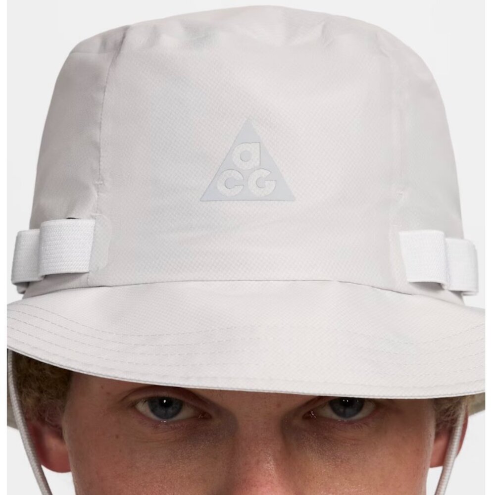 Nike ACG Apex Storm-FIT ADV Bucket Hat, Photon Dust, LARGE